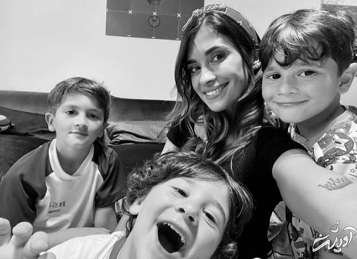 فرزندان آنتونلا روکوزو